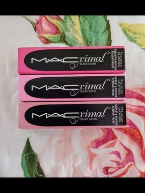 *💕MACximal Sleek Satin🩷*  (3)🩷💘💄💗👄💖💋💕💞🩷🫶
